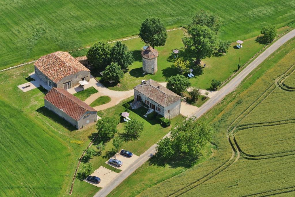 Bed and Breakfast Domaine De L'Isle Basse Fontanes  Exterior foto