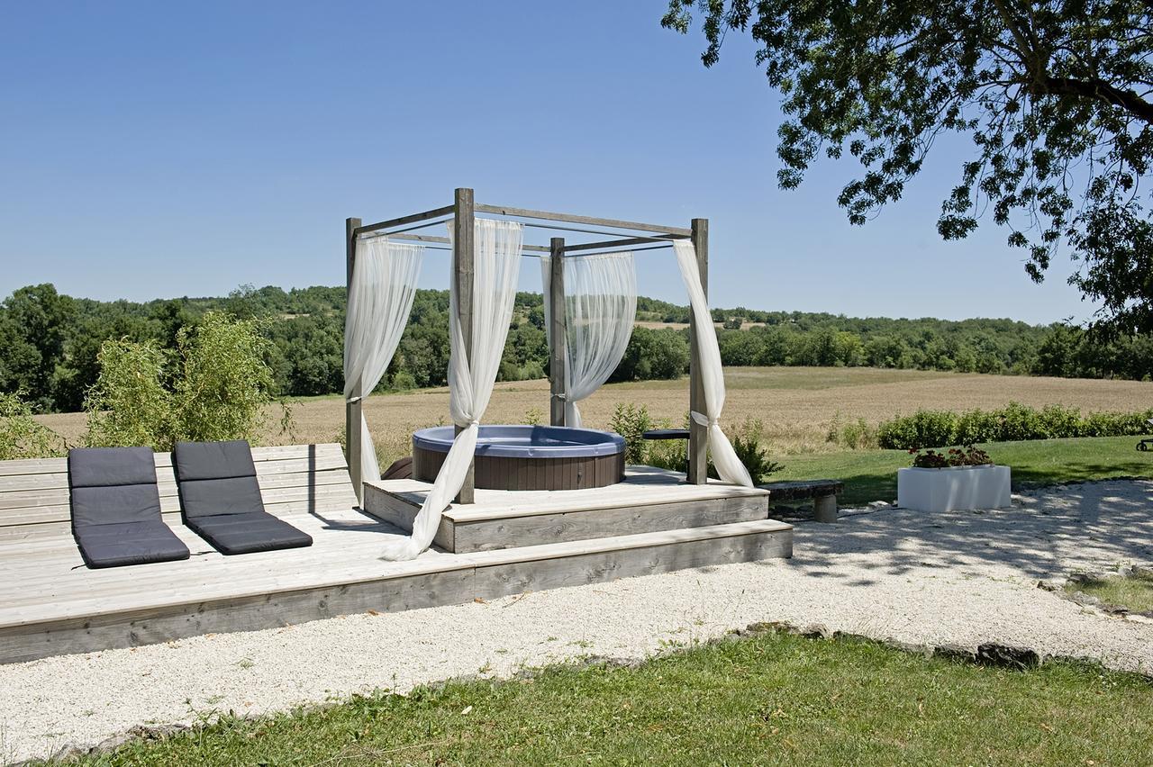 Bed and Breakfast Domaine De L'Isle Basse Fontanes  Exterior foto